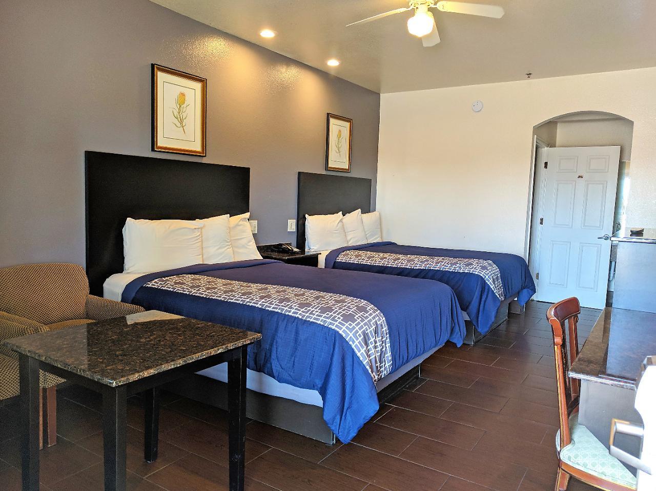 Americas Best Value Inn - Brownsville Extérieur photo