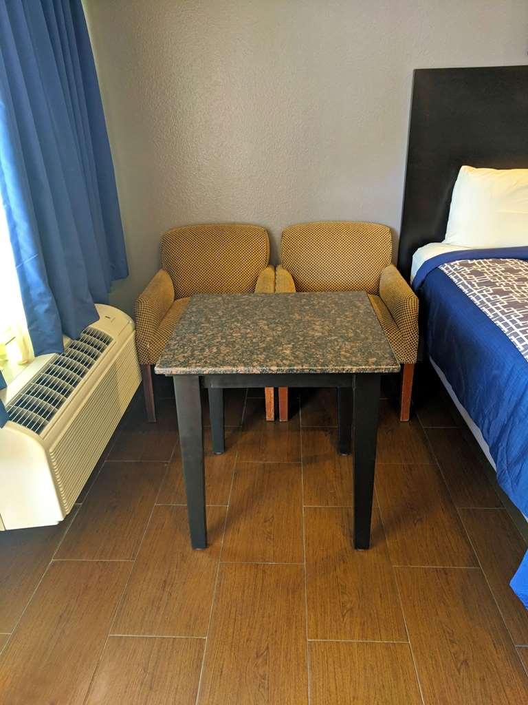 Americas Best Value Inn - Brownsville Chambre photo