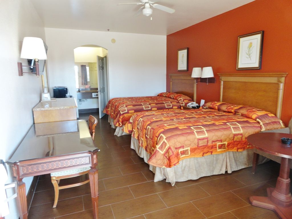 Americas Best Value Inn - Brownsville Chambre photo