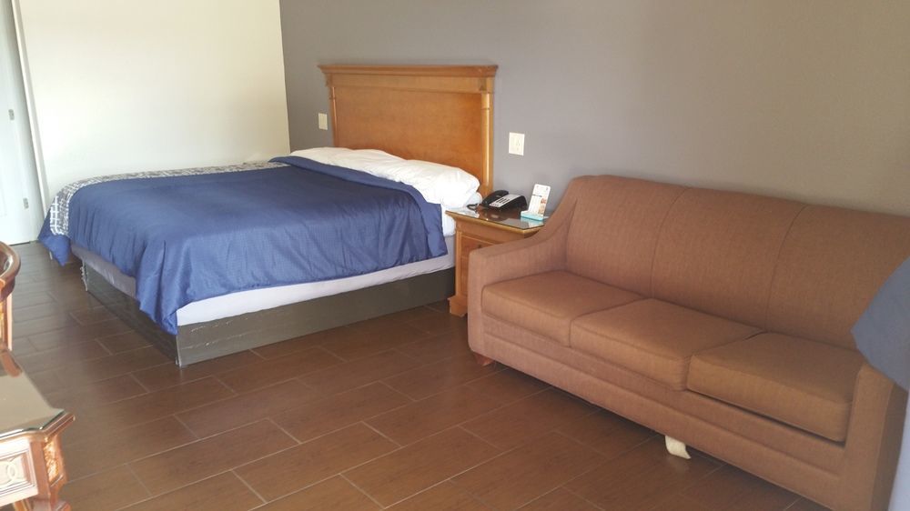 Americas Best Value Inn - Brownsville Extérieur photo