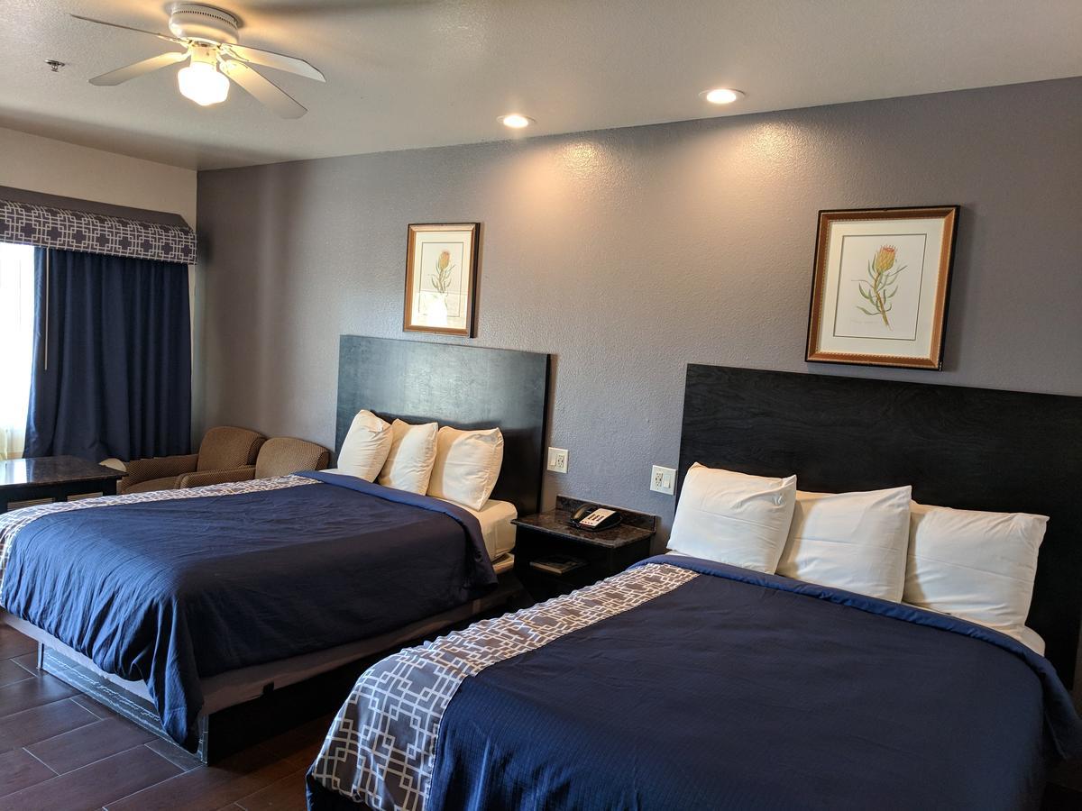 Americas Best Value Inn - Brownsville Extérieur photo