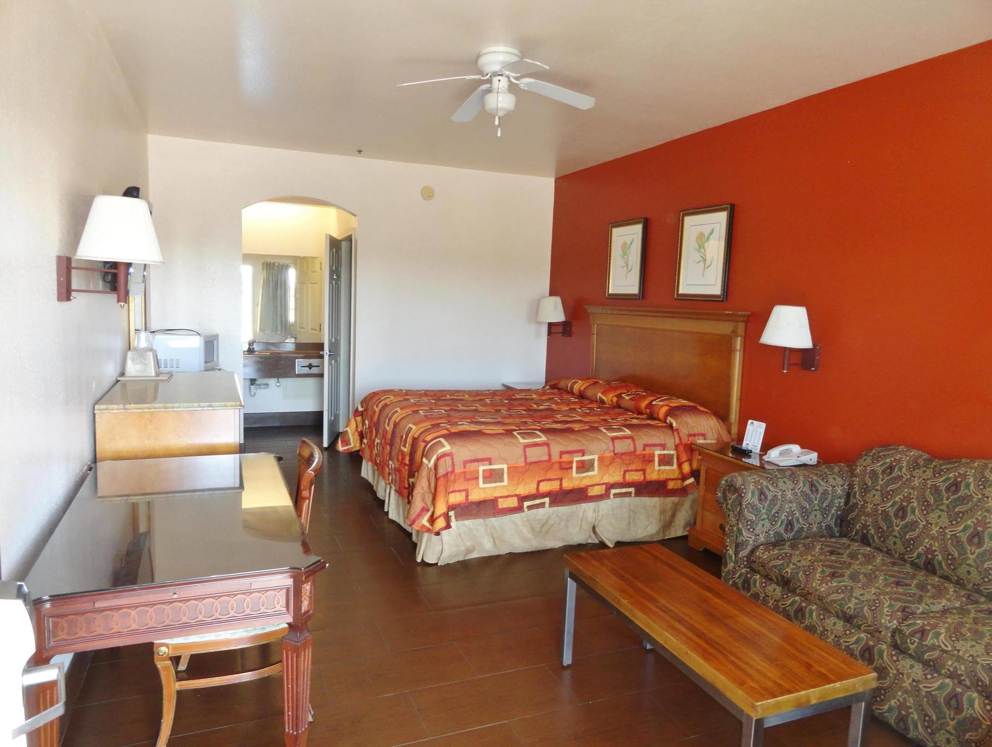 Americas Best Value Inn - Brownsville Extérieur photo